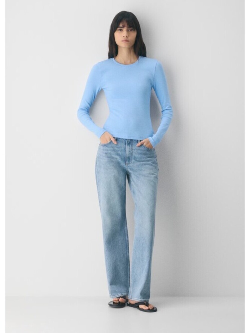 ARITZIA Smooth Seamless Longsleeve Size M